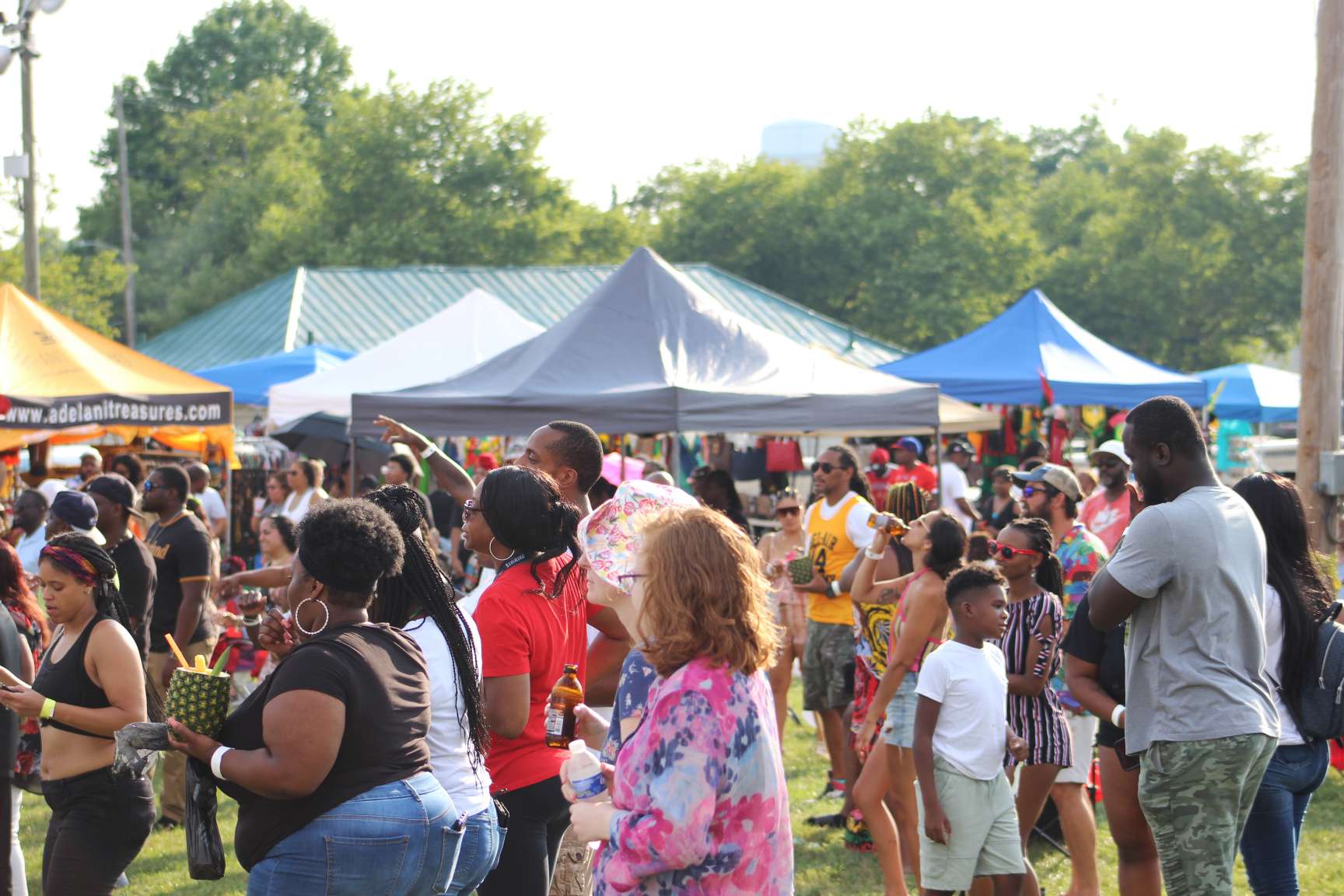 Image gallery marquee